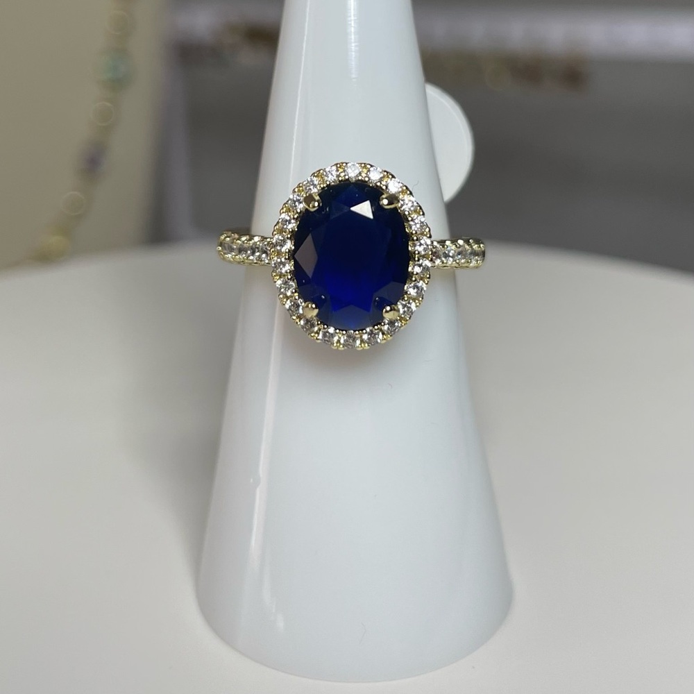 Size 6 Dark Blue Oval Ring